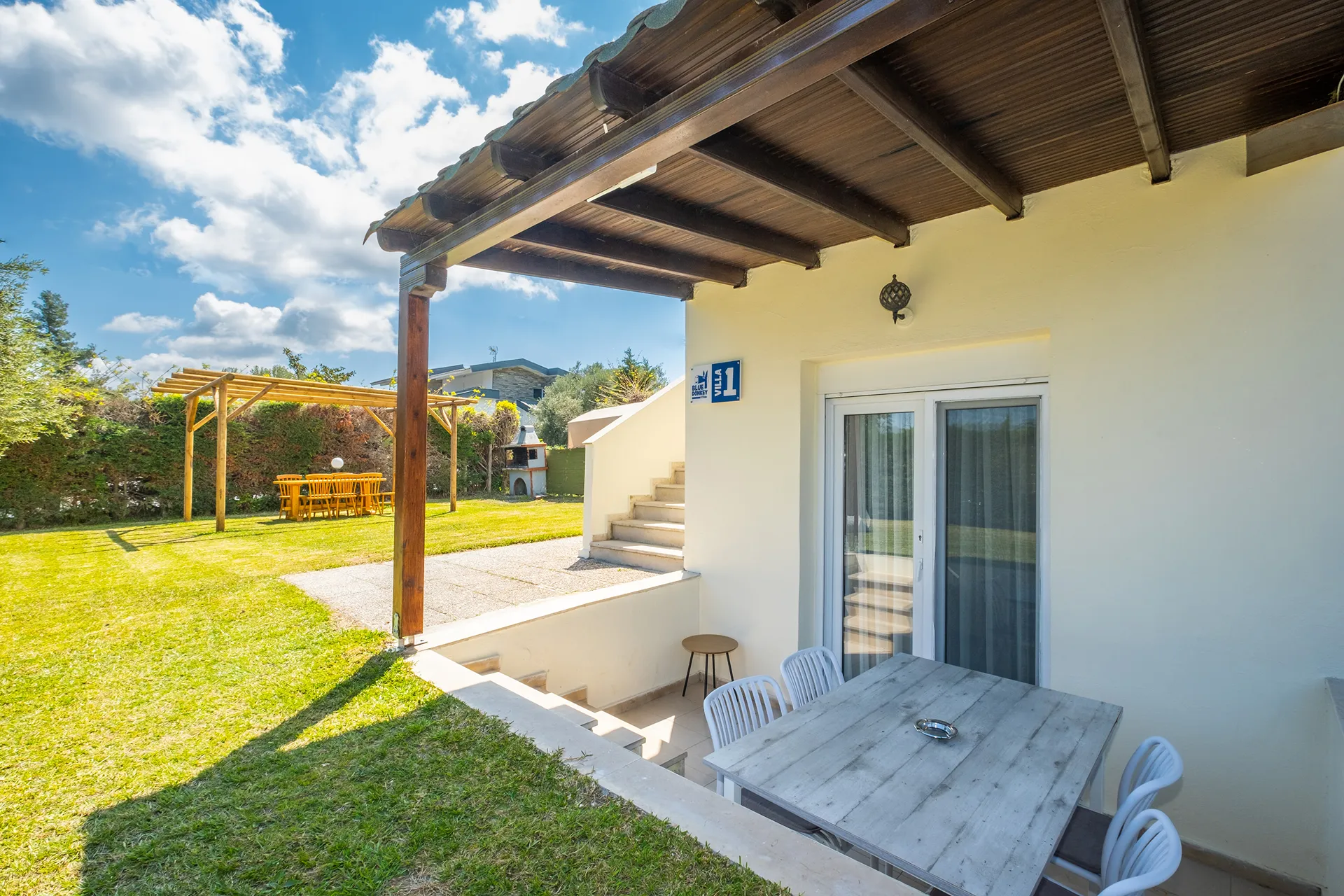 Superior Three Bedroom Villa - Blue Donkey Villas Halkidiki (31)